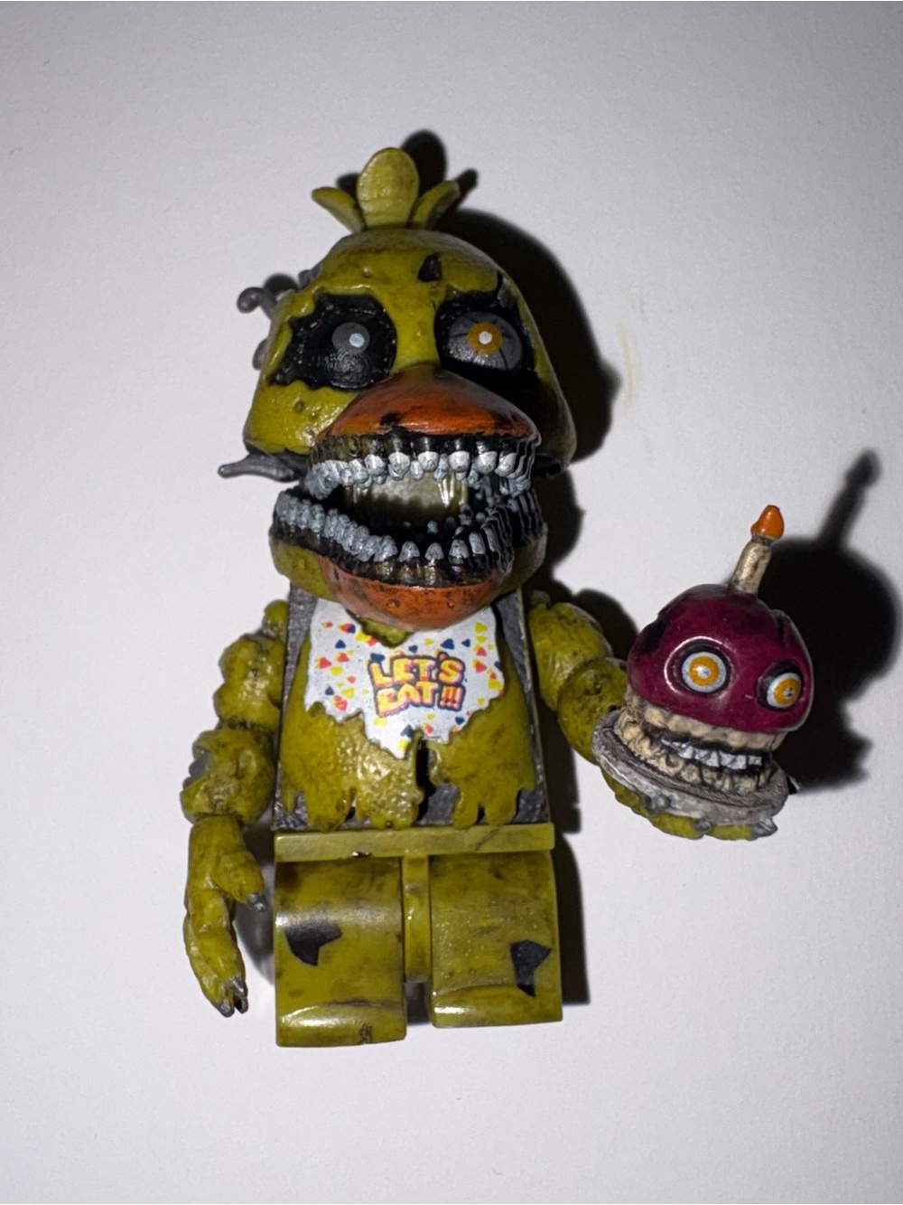 FNaF Five Nights at Freddy’s Mcfarlane Nightmare Chica Figure